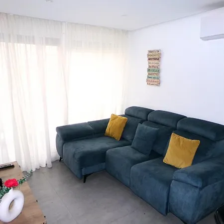 One Bedroom In Апартаменти